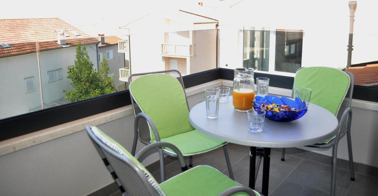 Apartman Sunnyside Makarska Esterno foto